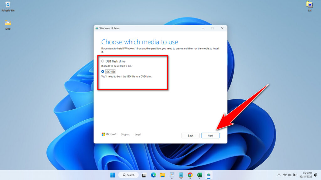 How to Use Windows 11 Media Creation Tool - Step 3