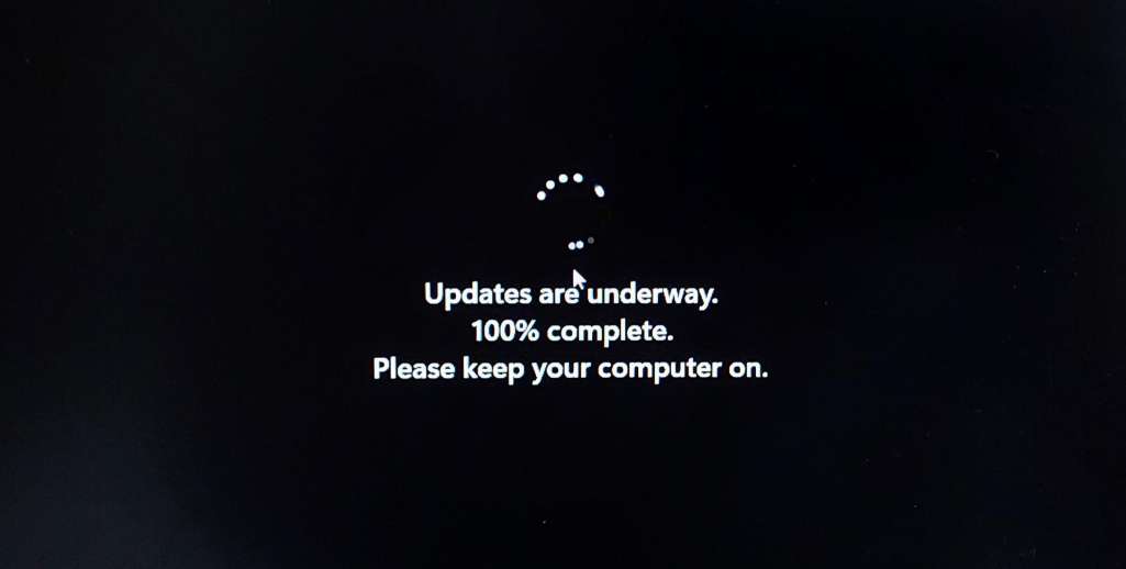 Microsoft Finally Fixes 10-Year-Old 'Update and Shut Down' Windows Bug 2 Windows update screen