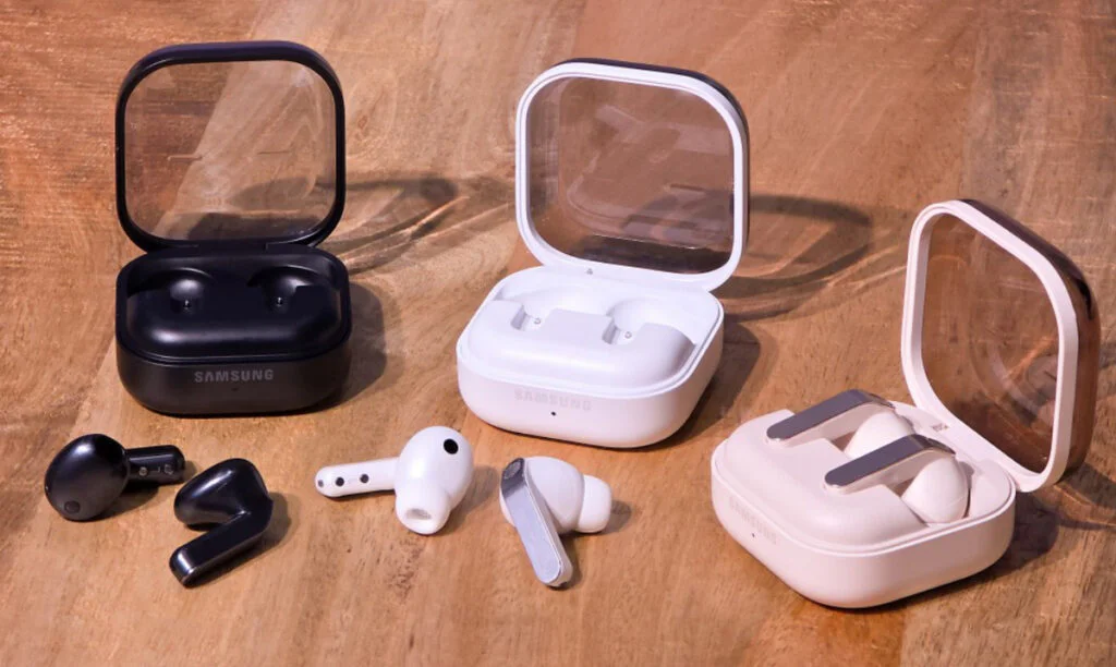 Samsung Unpacked Recap: Galaxy S26 Ultra, and Buds 4 5 (From left) Galaxy Buds4 in Black, Galaxy Buds4 Pro in White and Galaxy Buds4 Pro in the online-exclusive Pink Gold