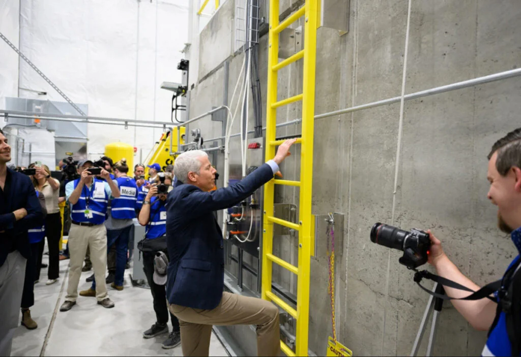US Expands Advanced Nuclear Program with Third Microreactor 2 Energy Secretary Chris Wright climbs atop a nuclear reactor at Aalo Atomics facility