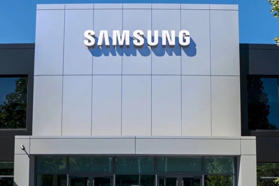 Samsung Lays Off Workers and Relocates US Headquarters While AI Fuels Chip Boom 1 Samsung Office at Englewood Cliffs