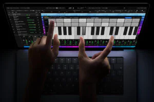 Apple Finally Adds a Touchscreen to the MacBook Pro After 16 Years